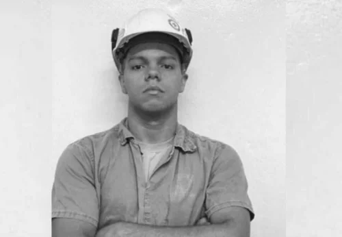 Jovem de 21 anos morre atingido por pallets em acidente de trabalho em frigorífico no TO