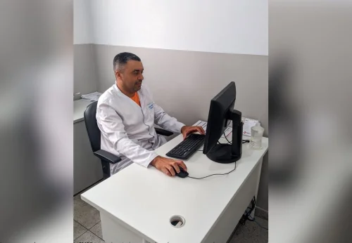 Ex-detento que cursa medicina aguarda transferência federal há 8 meses em Tocantins