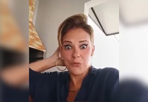 Diretora que chamou autismo de 'transtorno da moda' retorna ao cargo por decisão judicial