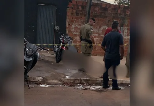 Dois jovens são mortos a tiros em Palmas; suspeitos em moto fogem sem deixar pistas