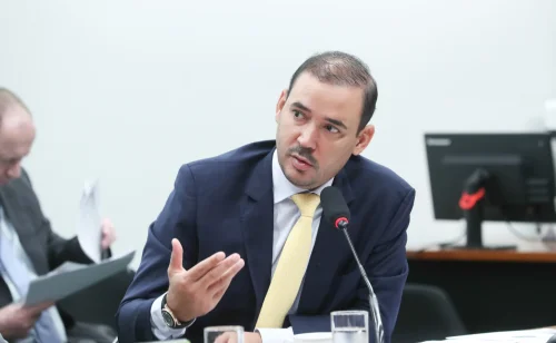 Vicentinho Júnior assume PSDB-TO com mensagem de união e anuncia chegada de novos filiados