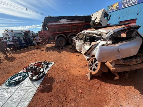 Motorista morre após colisão com veículo de carga na BR-010, em Santa Rosa do Tocantins